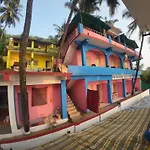 Om Ganesh Guest House Cliffside