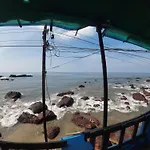 Om Ganesh Guest House Cliffside