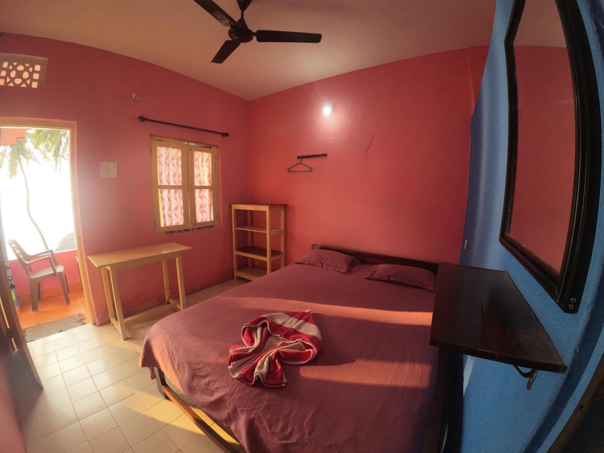 Om Ganesh Cliffside Guest house