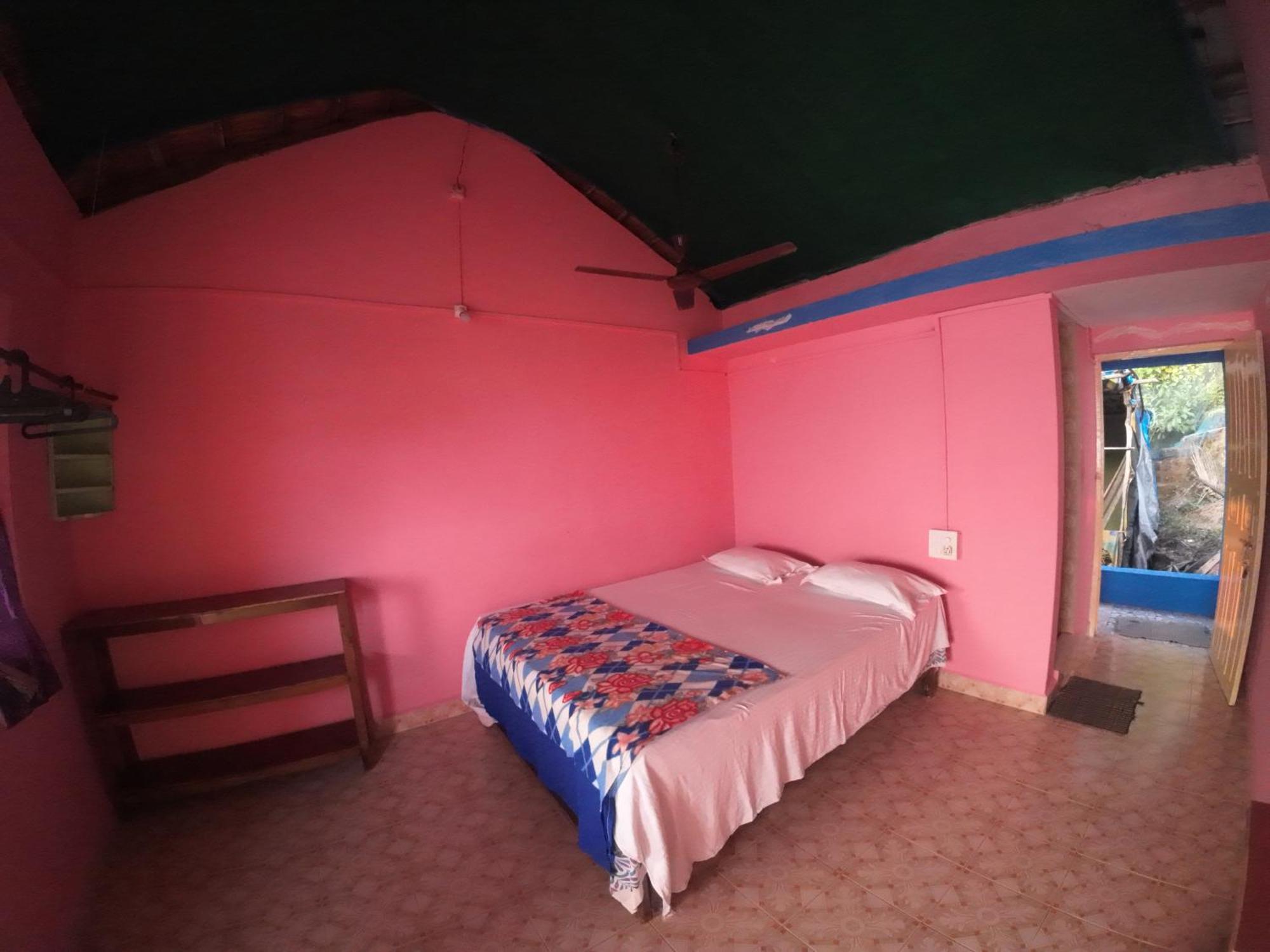 Om Ganesh Cliffside Guest house