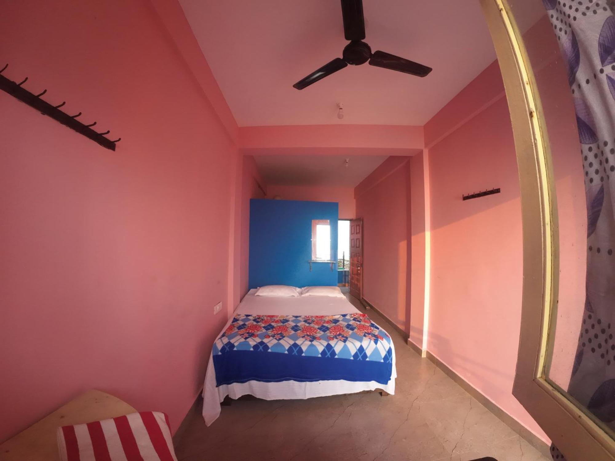 Om Ganesh Cliffside Guest house Arambol